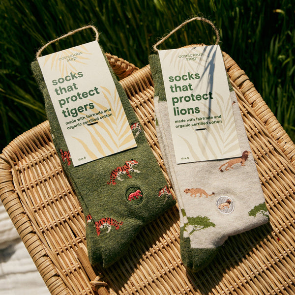 Socks that Protect Tigers (Green Tigers/Small)