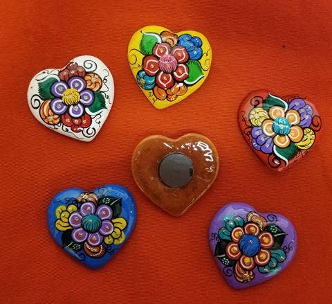 Ceramic heart magnets