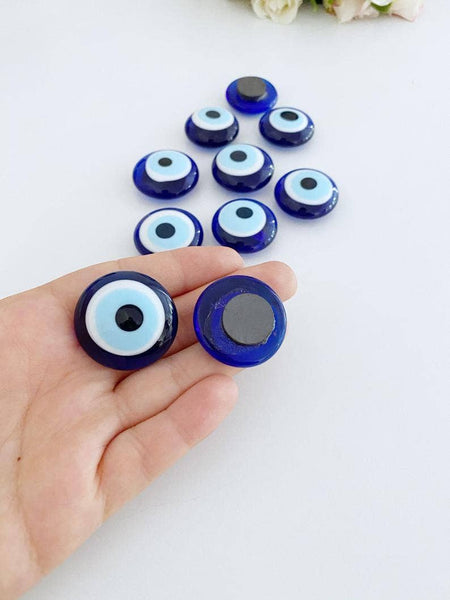 Evil eye magnet