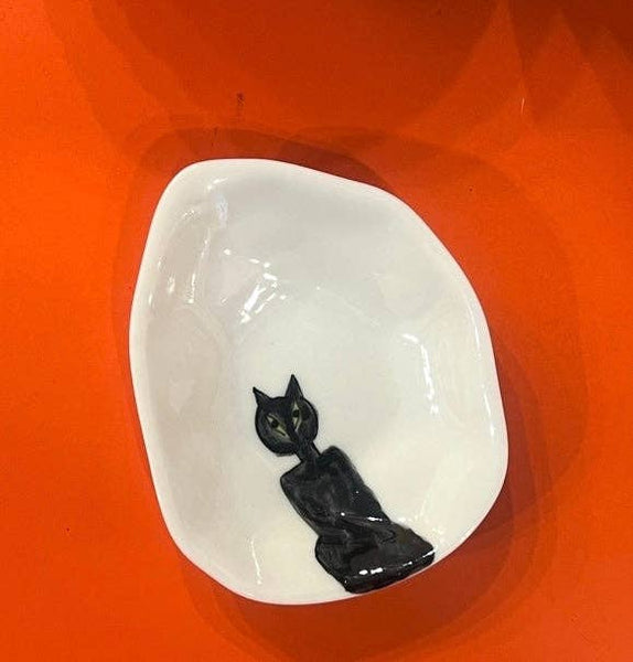 Jewelry Bowls, hand painted in Bat Trang, Vietnam