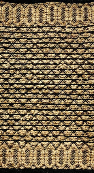 Hand-Woven Geometric Black and Jute Rug - Tan/Black