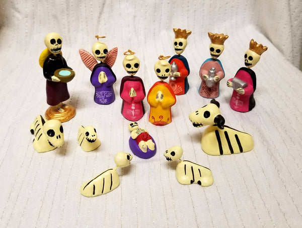 13-Piece Skull Nativity Scene Decor from Izucar, 3"