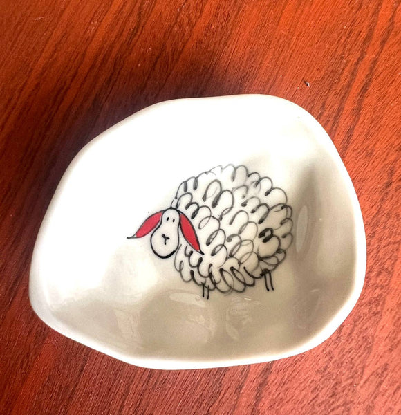 Jewelry Bowls, hand painted in Bat Trang, Vietnam