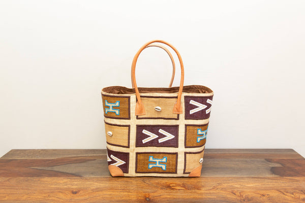 Madagascar Abstract Tote Bag