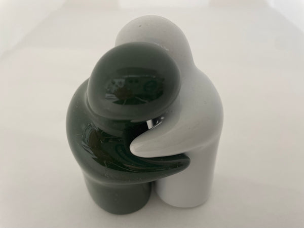 Hugging Couple Salt & Pepper Shakers