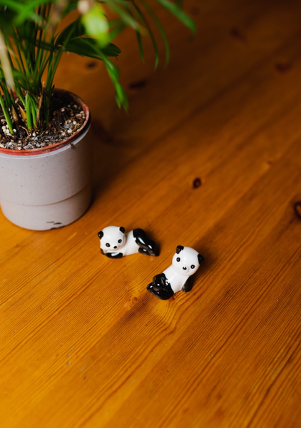 2x Ceramic Porcelain Panda Chopstick Rests