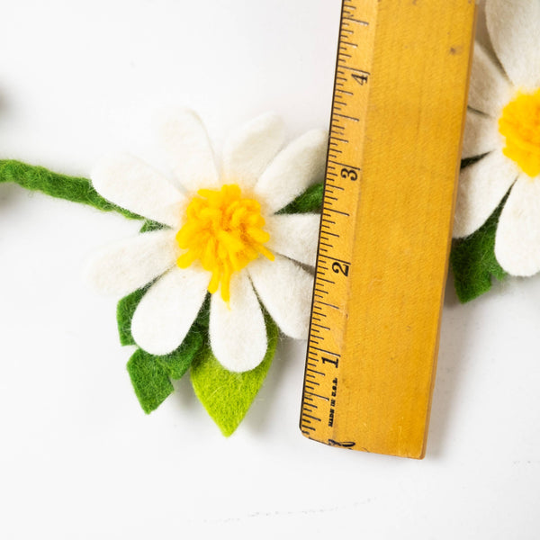 Garland - Daisy - Wall Decor