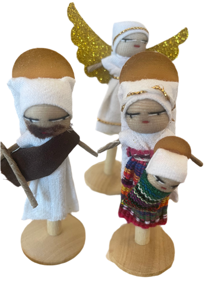 Worry Doll nativity w/ Jute Rug