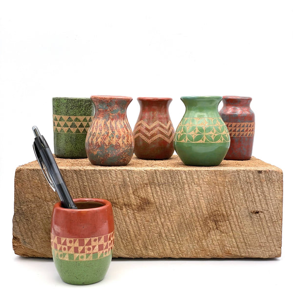 Mini Ceramic Vessels (Mixed Colors)
