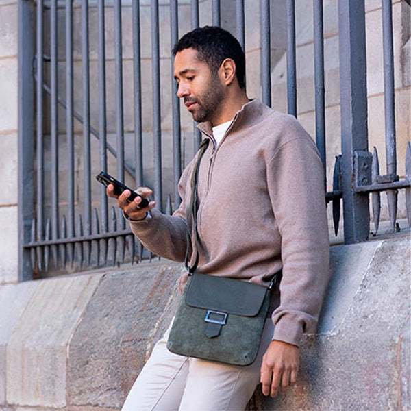 Dean - Crossbody Bag