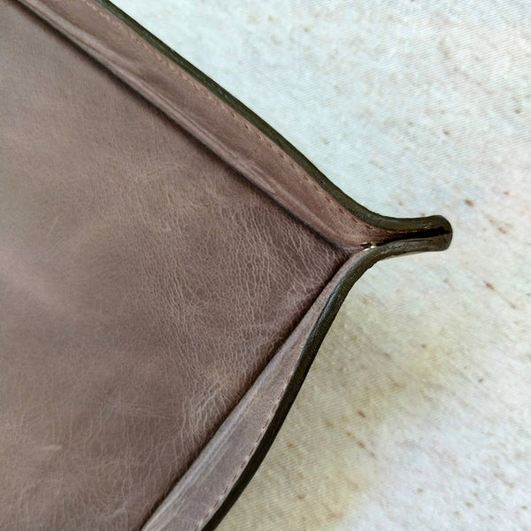 Leather Valet Tray Fair Italian Mocha w/Gift Bag  6 x 6