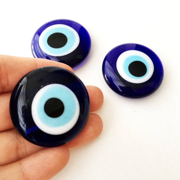 Evil eye magnet