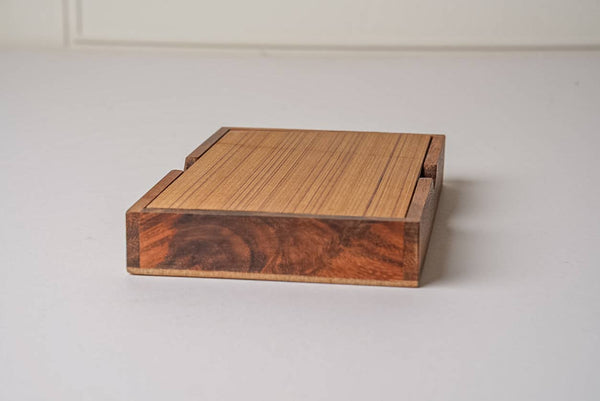 Dominoes - Classic Mangowood Game Set