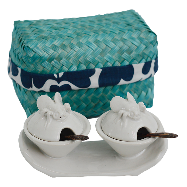 Ceramic Salt & Pepper Box set | White Bee